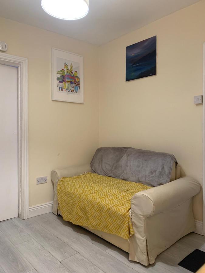 One Bedroom Apartment 더블린 외부 사진